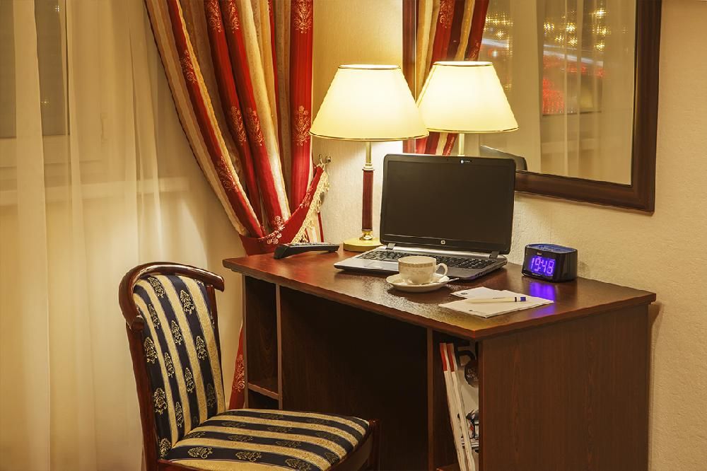 САЛЮТ, гостиница - 41