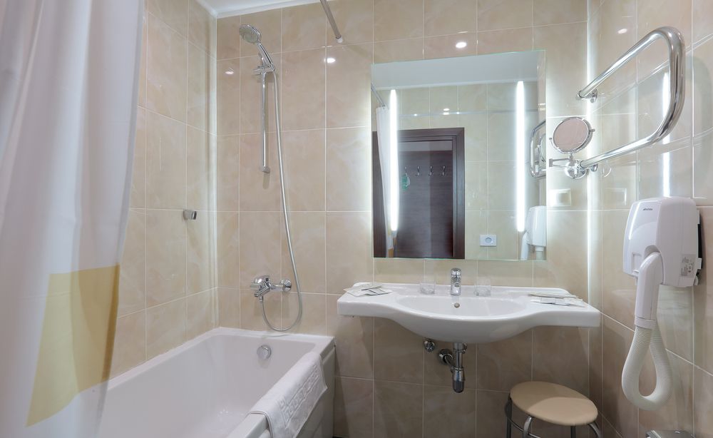PARK TOWER HOTEL, гостиница - 30