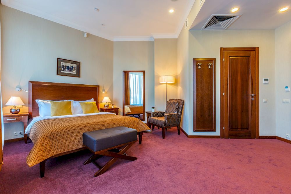 РАЙКИН PLAZA, гостиница - 13