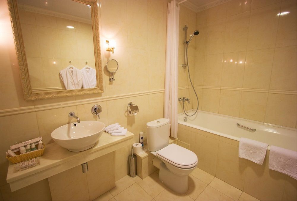 ЧЕХОВЪ, гостиница - 16