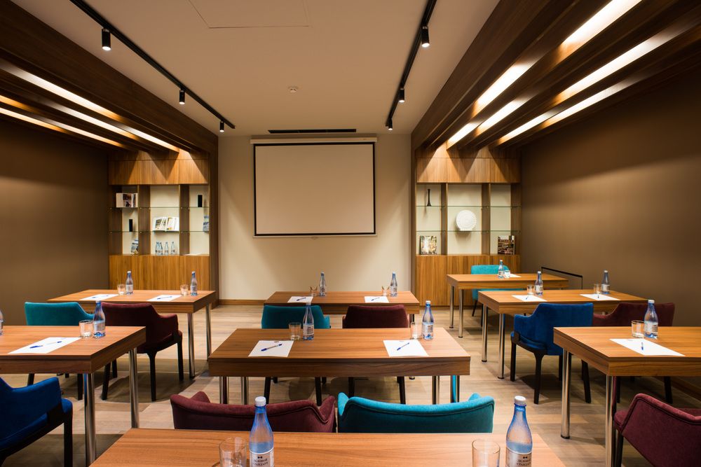 СИТИ ОТЕЛЬ 1905 - 6