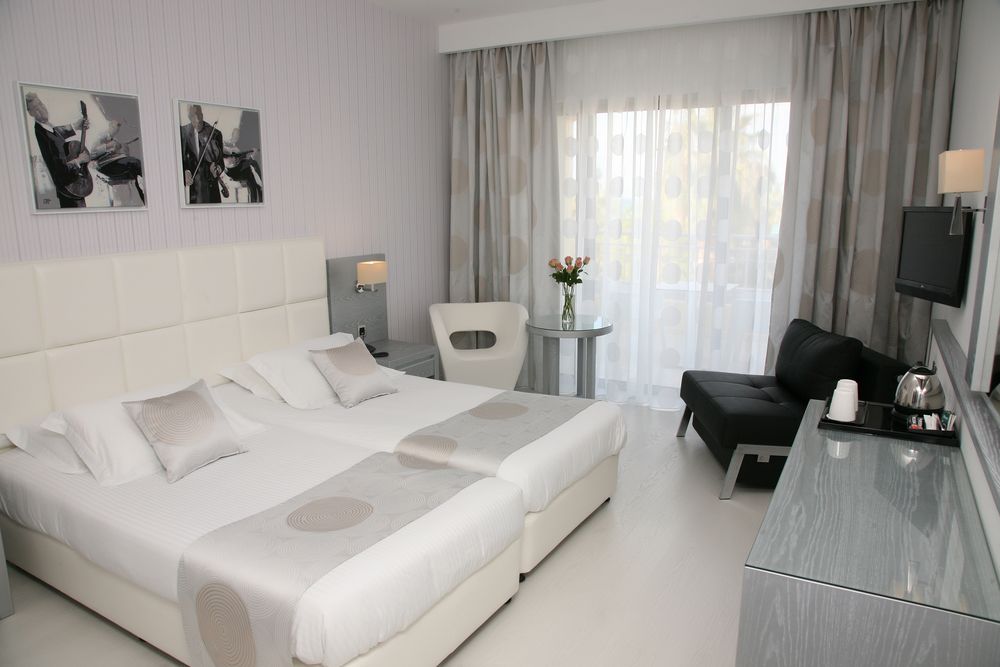 ST. GEORGE BEACH HOTEL AND SPA RESORT (only adults 16+) - 37