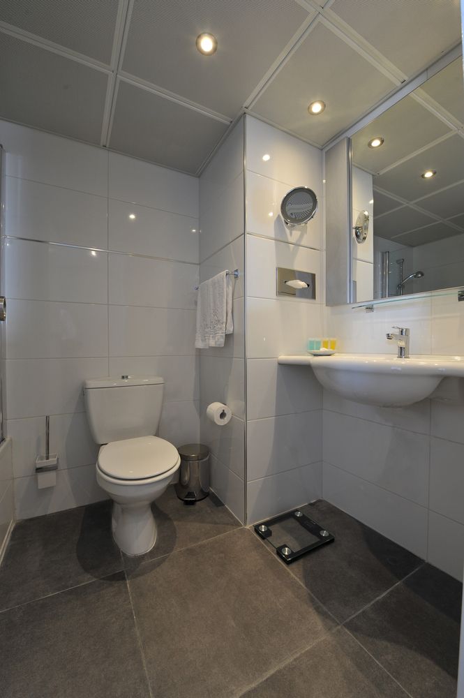 ST. GEORGE BEACH HOTEL AND SPA RESORT (only adults 16+) - 40