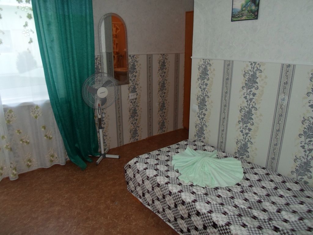 ГРИН ЯРД, гостевой дом - 24