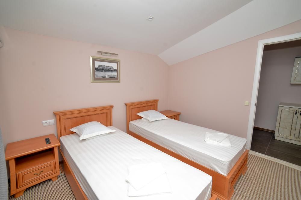 КОРОНА, отель (Евпатория) - 53