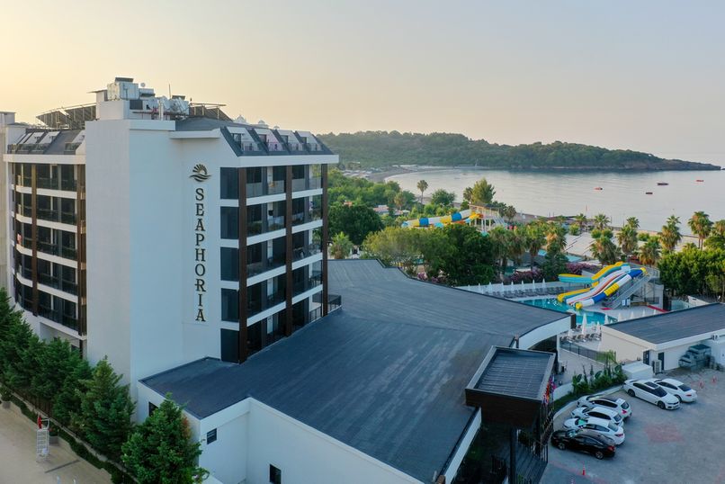 Seaphoria Beach Resort - 1