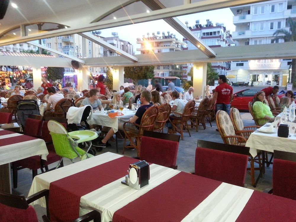 Mitos Apartment & Hotel - 5