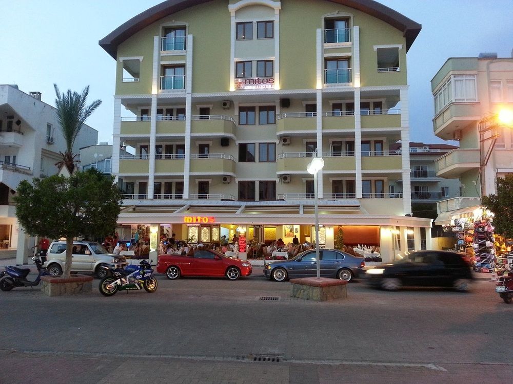 Mitos Apartment & Hotel - 1