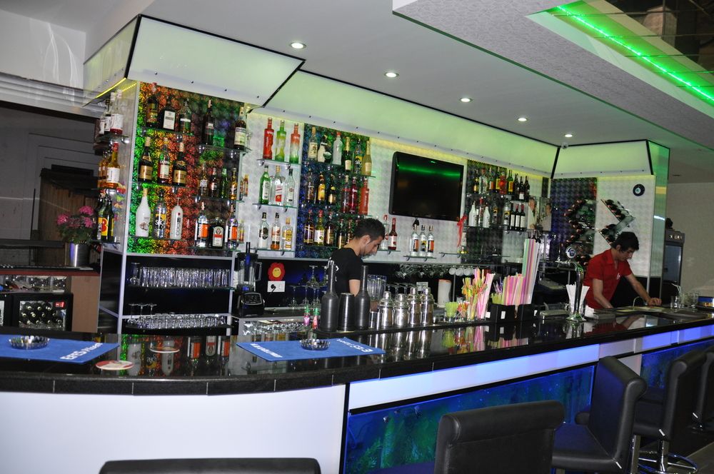 Mitos Apartment & Hotel - 9