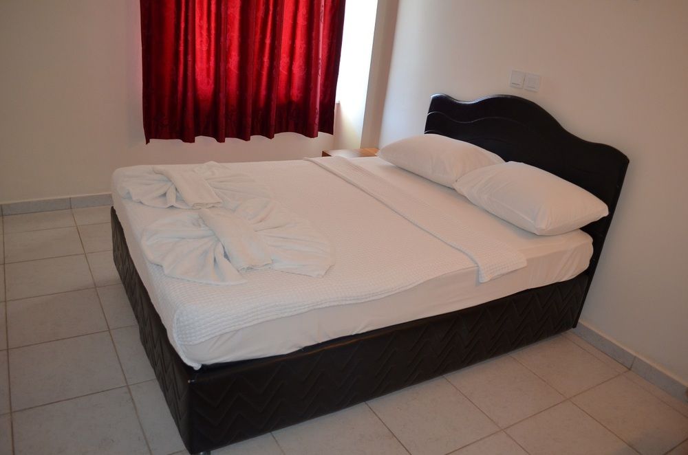 Mitos Apartment & Hotel - 18