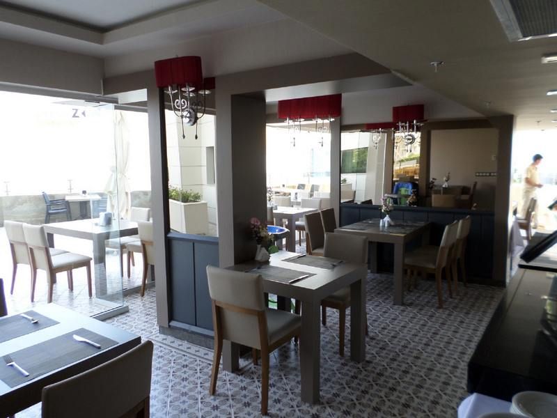 City Live Hotel - 16