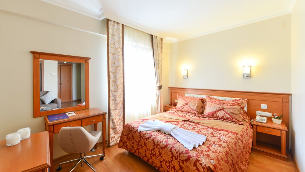 Prestige Hotel - 42