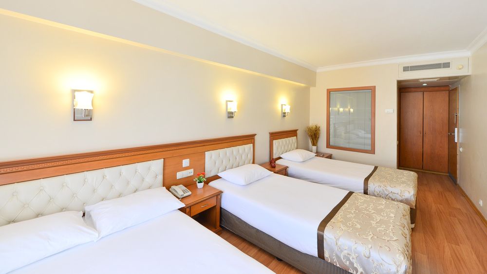 Prestige Hotel - 39
