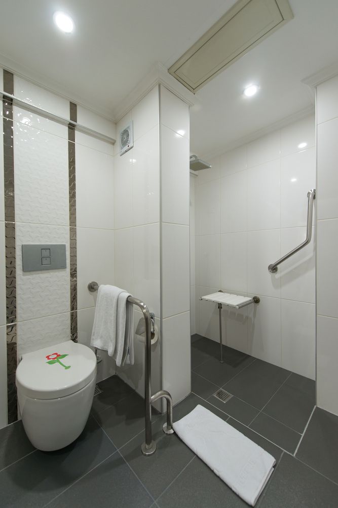 Prestige Hotel - 57