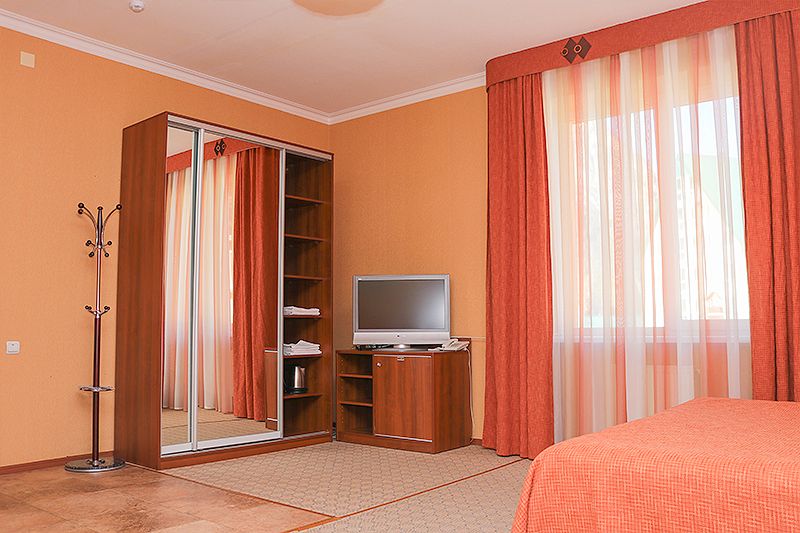 NATIONAL DOMBAY HOTEL, отель - 15