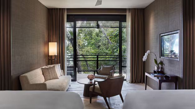 THE RITZ CARLTON - 43