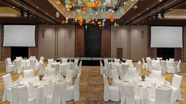 THE RITZ CARLTON - 25