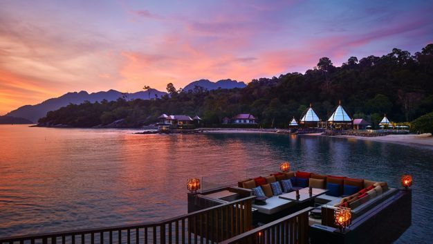 THE RITZ CARLTON - 17