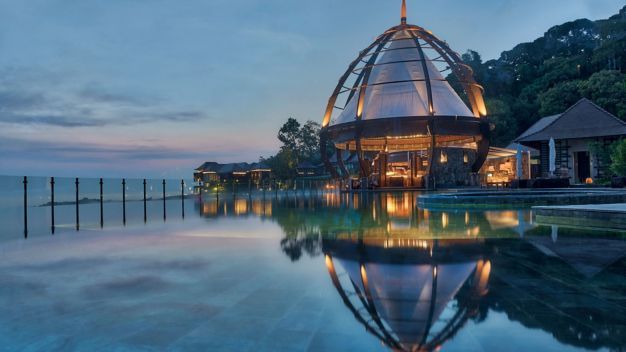 THE RITZ CARLTON - 14