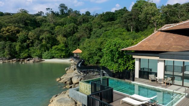 THE RITZ CARLTON - 11