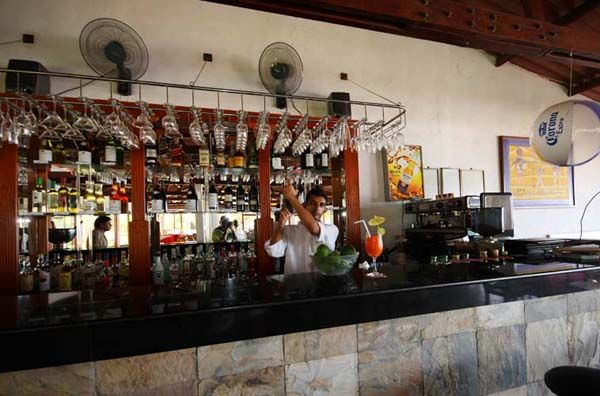 PARADISE BEACH CLUB GUEST HOUSE - 8