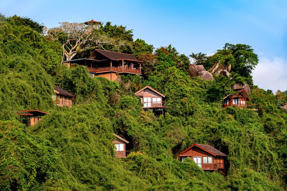 YALONG BAY EARTHY PARADISE BIRDS NEST RESORT - 1