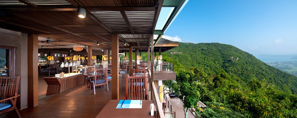 YALONG BAY EARTHY PARADISE BIRDS NEST RESORT - 25