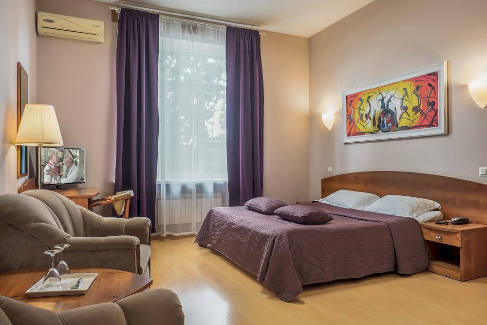 ДРУЗЬЯ ОБУХОВ, отель - 18