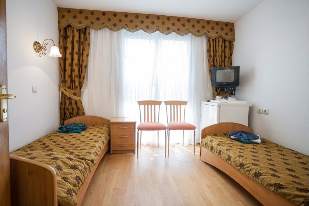 КРЫМСКАЯ ВЕСНА, пансионат (дети принимаются с 2 лет) - 13