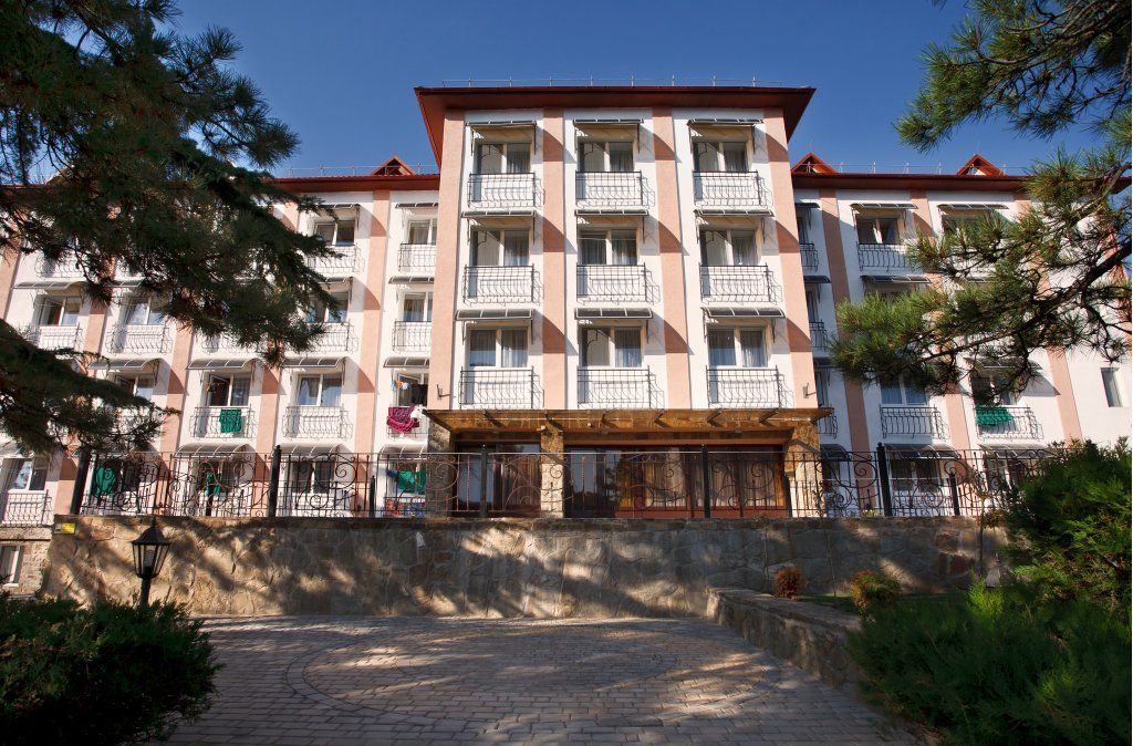 КРЫМСКАЯ ВЕСНА, пансионат (дети принимаются с 2 лет) - 1