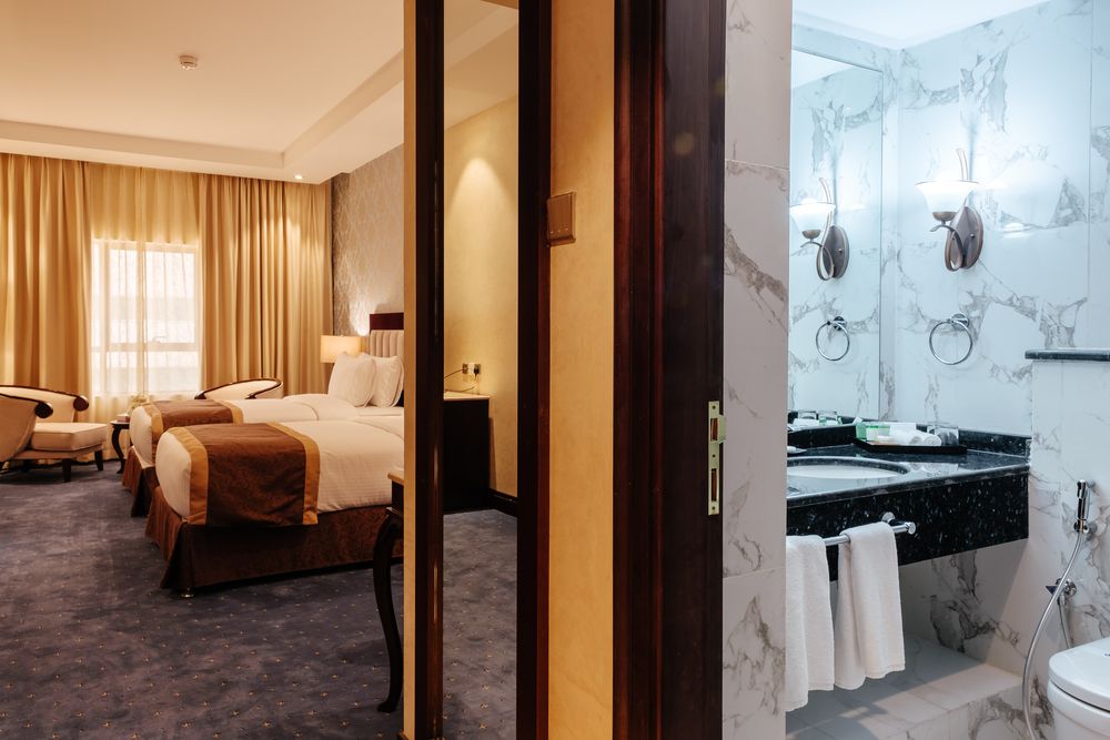 CRYSTAL PLAZA AL MAJAZ HOTEL - 56