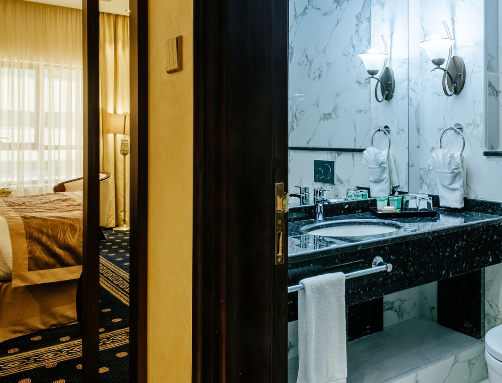 CRYSTAL PLAZA AL MAJAZ HOTEL - 48