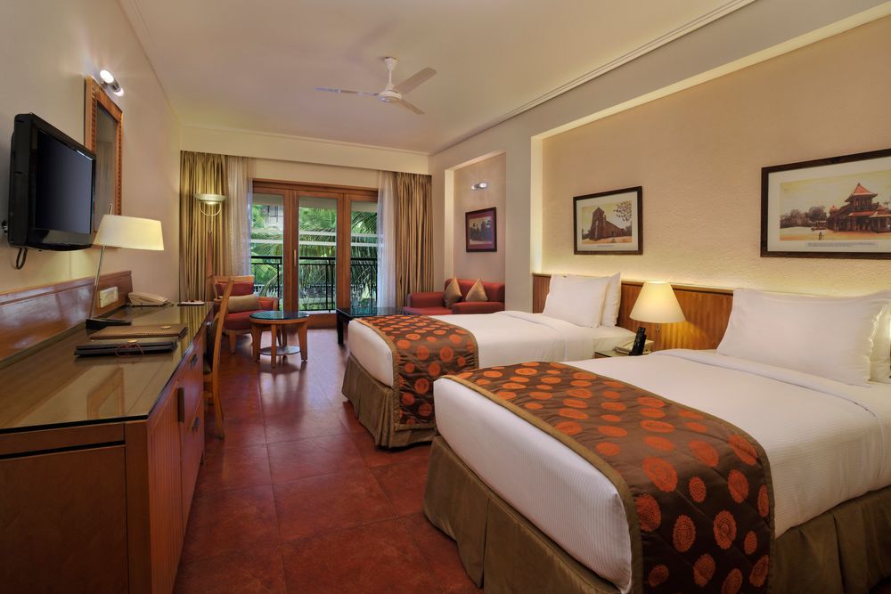 DOUBLETREE BY HILTON - 2