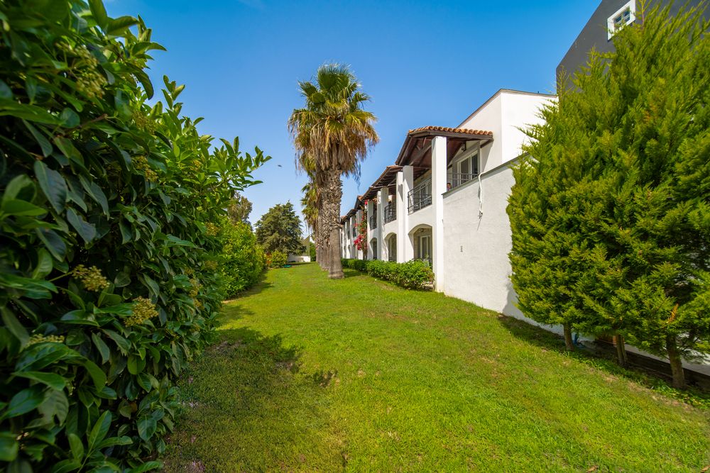 Tiana Beach Resort - 9