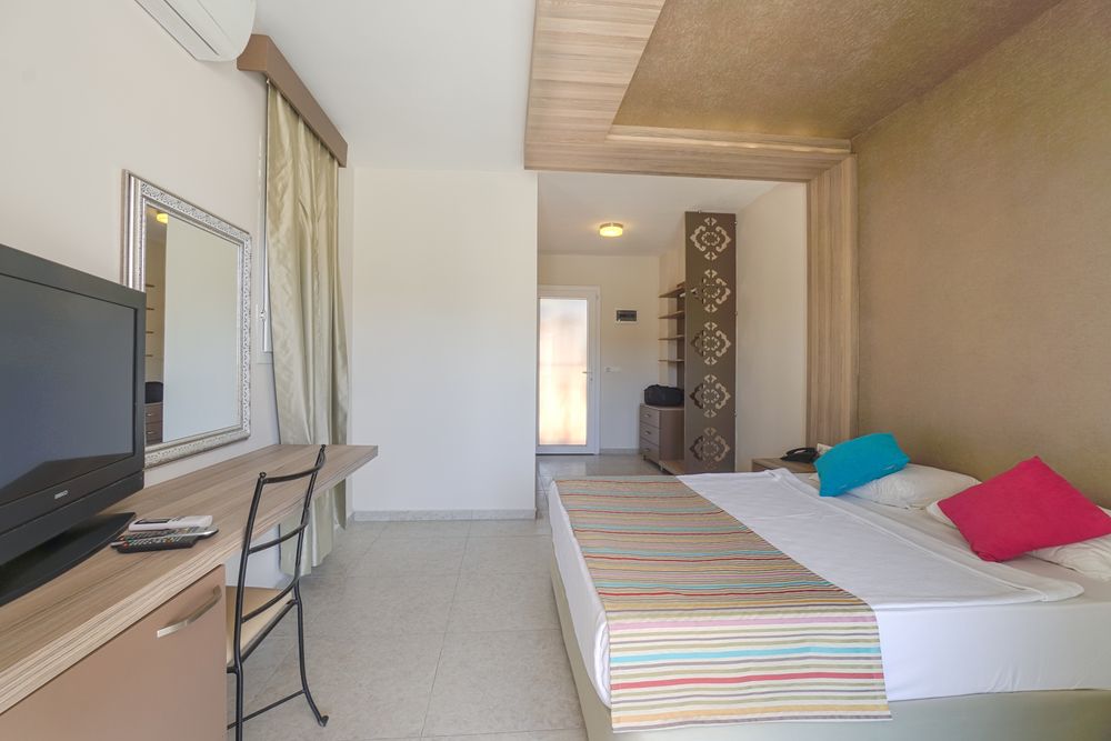 Paloma Family Club - 13