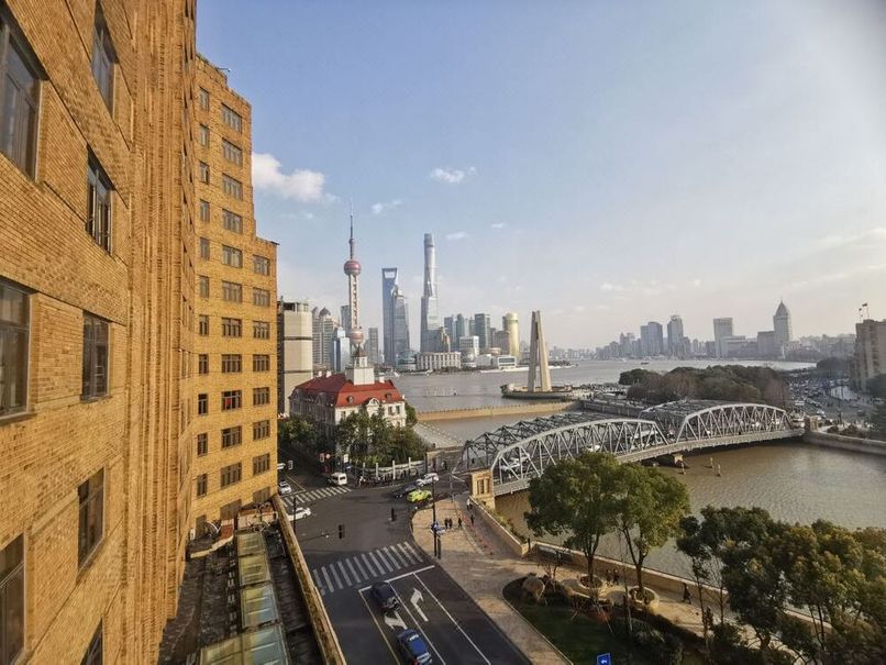 SHANGHAI PLAZA/SHANGHAI TOWER/BROADWAY MANSIONS HOTEL - ON THE BUND - 3