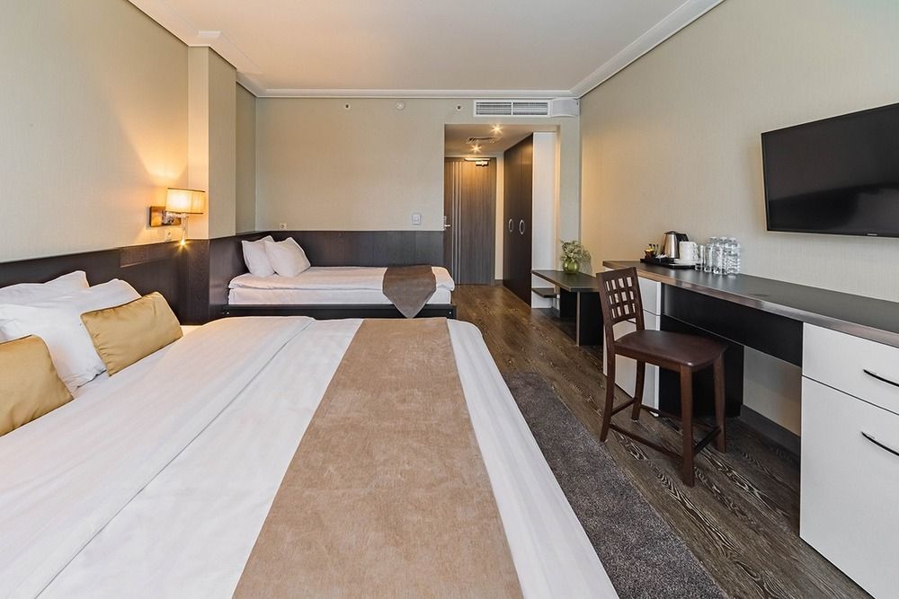 АСТРО ПЛАЗА, гостиница - 62