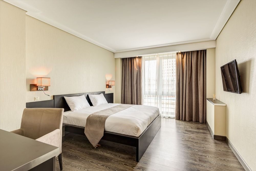 АСТРО ПЛАЗА, гостиница - 58