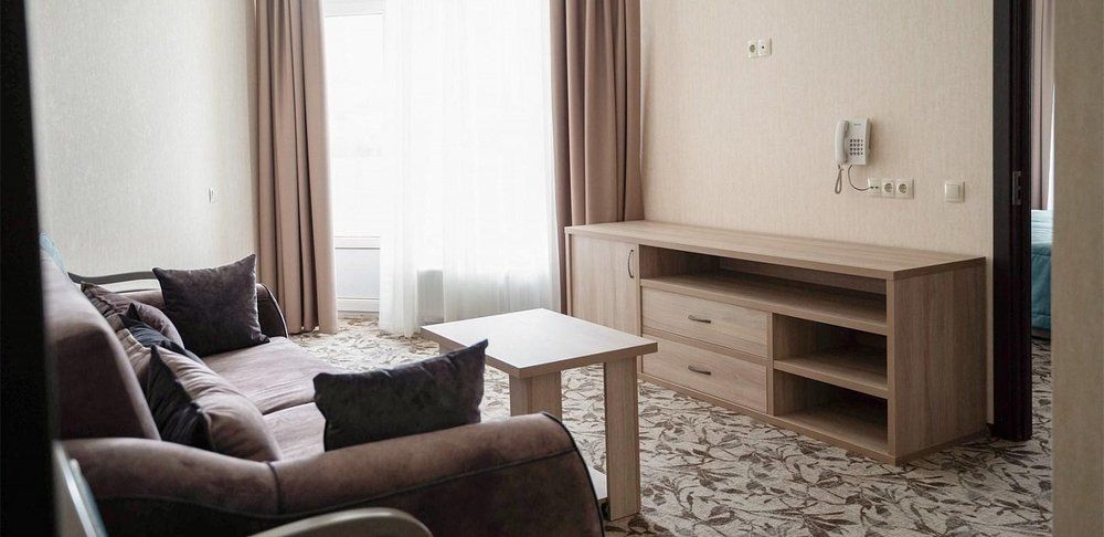 ДИНАСТИЯ, отель (Орджоникидзе) - 35