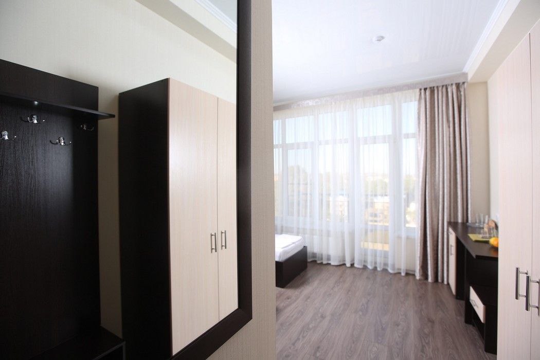 ЛУНА, отель - 36