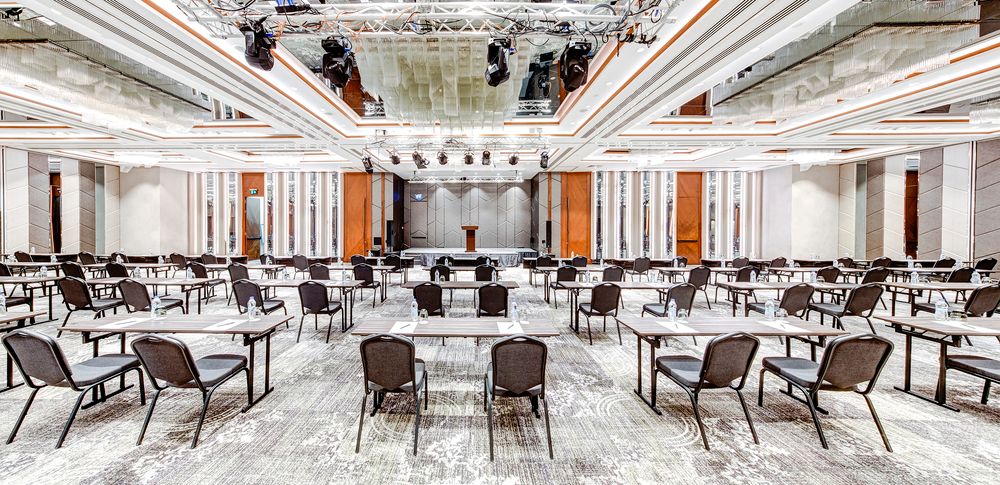 Double Tree by Hilton Hotel - Piyalepasa - 57