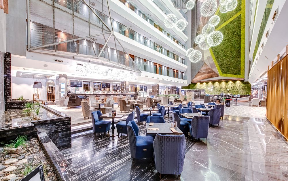 Double Tree by Hilton Hotel - Piyalepasa - 12