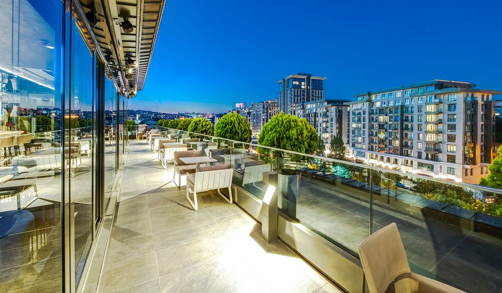 Double Tree by Hilton Hotel - Piyalepasa - 2