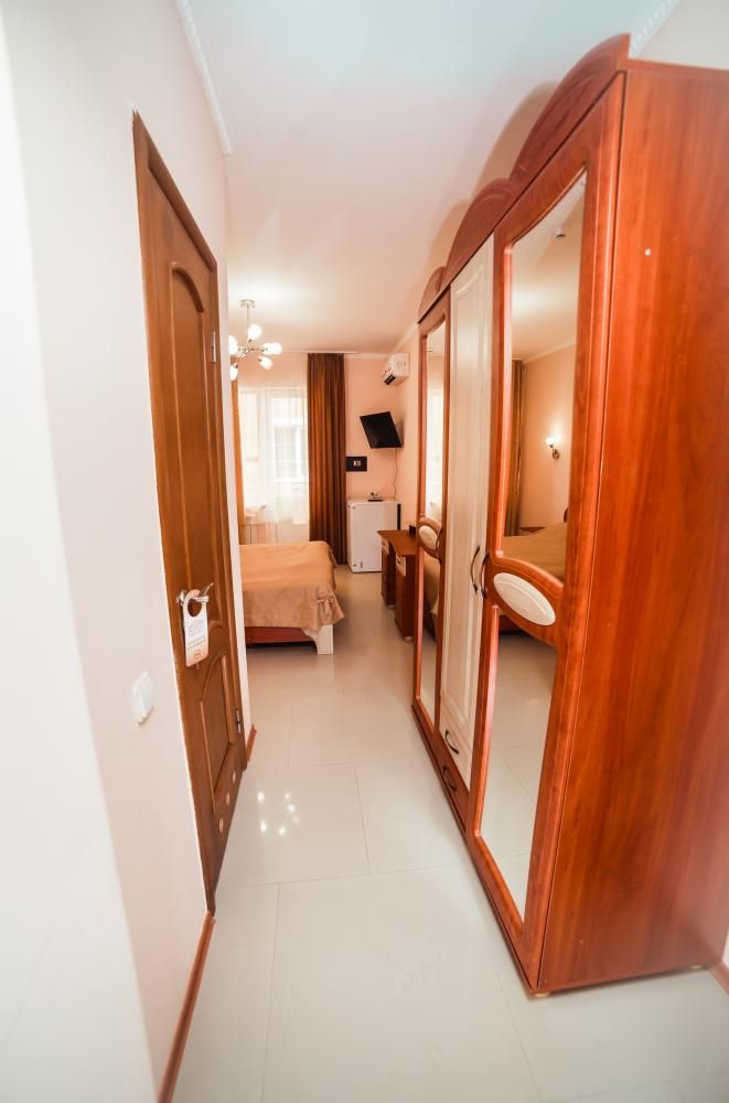 КАМИЛЛА, отель (Николаевка) - 40