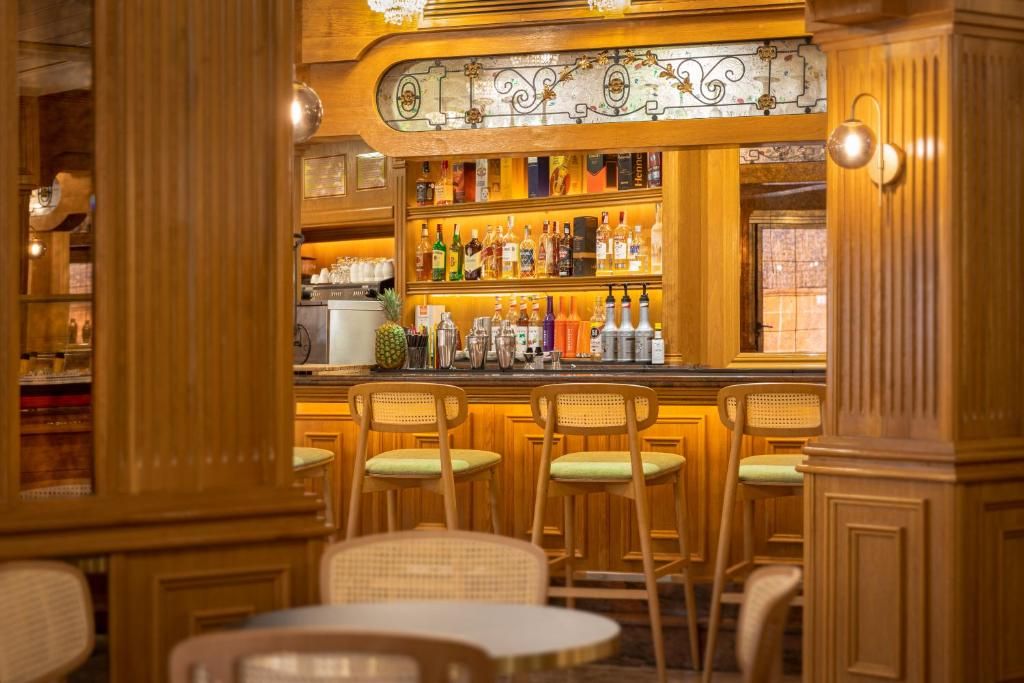 H TOP AMAIKA (only adults 16+) - 20