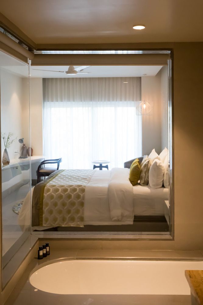 THE PARK RIVER BAGA BOUTIQUE - 25