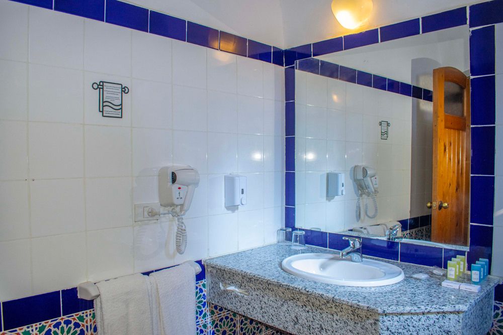 PROTELS CRYSTAL BEACH RESORT - 39