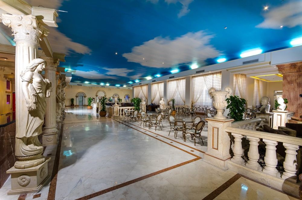 TITANIC PALACE - 6