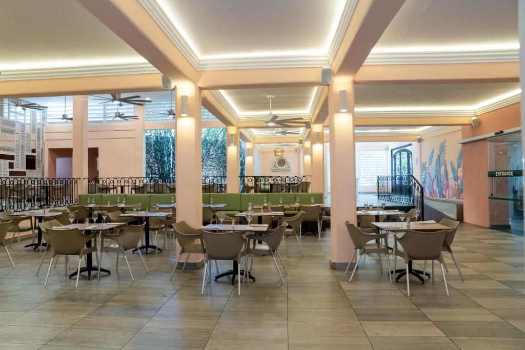 EMOTIONS BY HODELPA JUAN DOLIO - 36