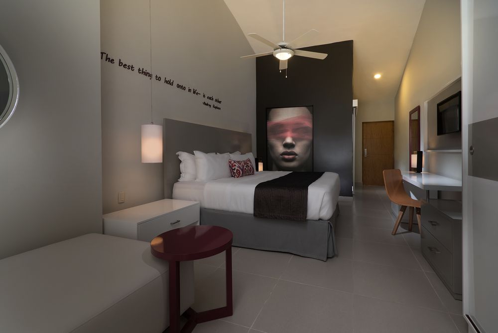 EMOTIONS BY HODELPA JUAN DOLIO - 74